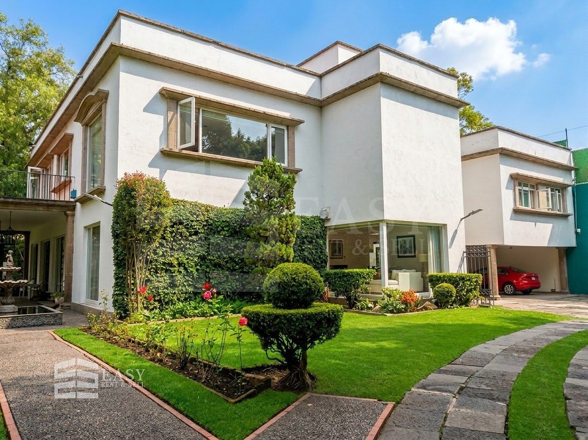 Casa con jardines en Lomas de Chapultepec, foto 1 de 7