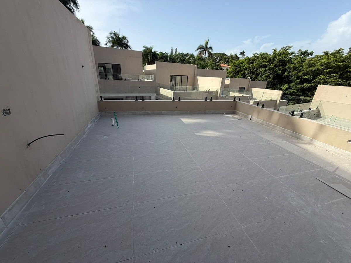 Venta de Casas listas en Arroyo Hondo próximas al Jardín Botanico, foto 1 de 13
