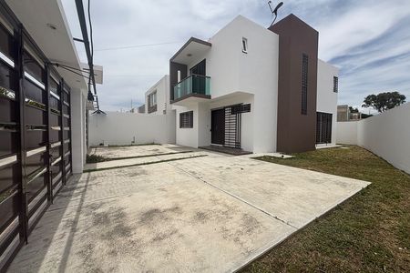 Casa minimalista espaçosa