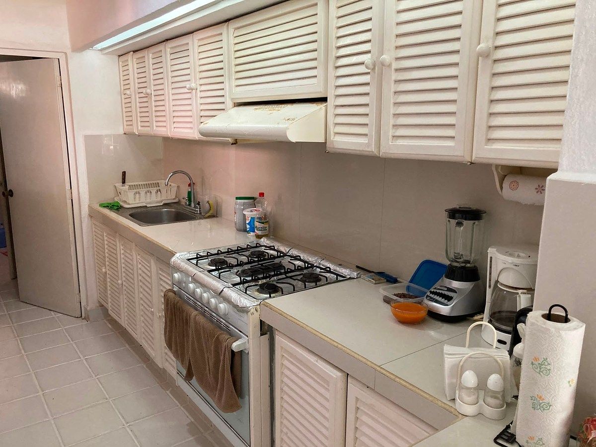 Villa en Venta Frente al Mar con Muelle Privado - foto 4