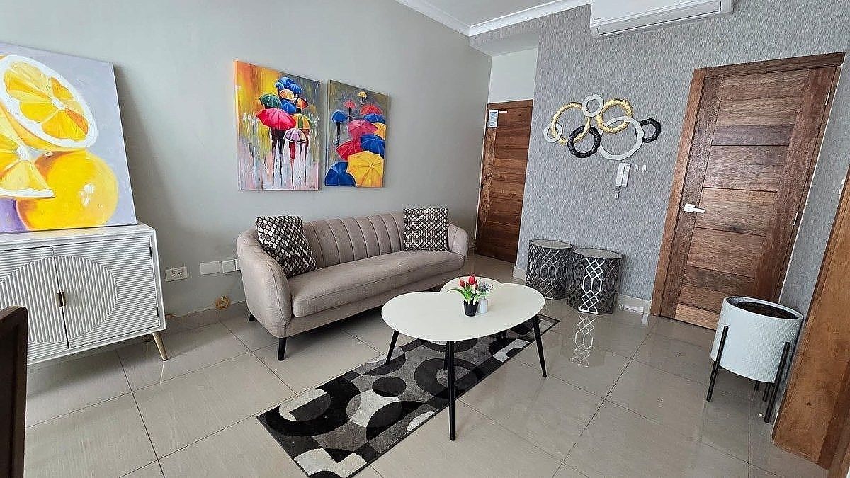 Apartamento en El Vergel, SD, foto 1 de 12