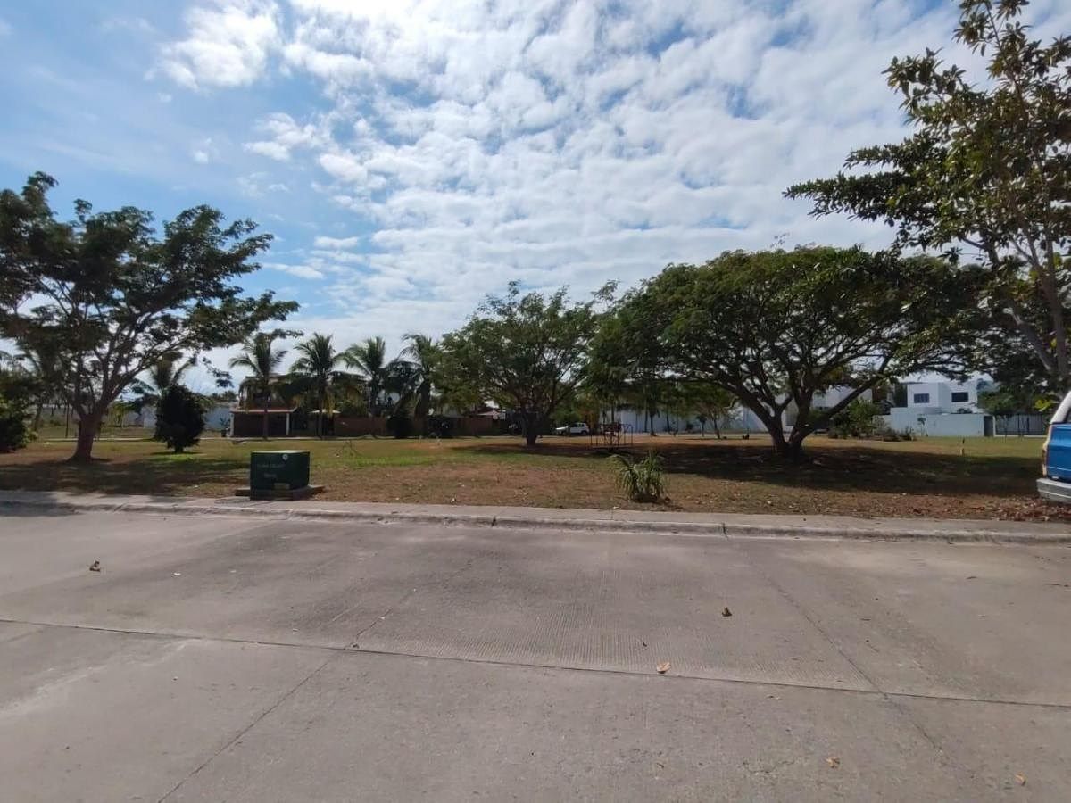 Terreno en Flamingos, Bahía de Banderas, foto 2 de 9