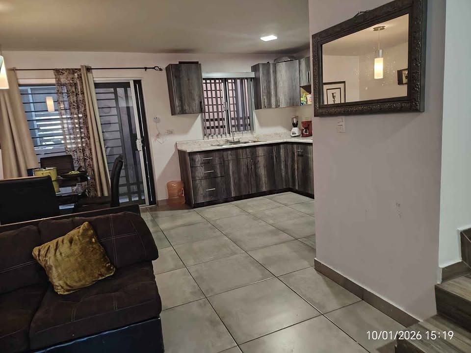 Casa en Valparaíso Residencial, Tijuana, foto 3 de 16