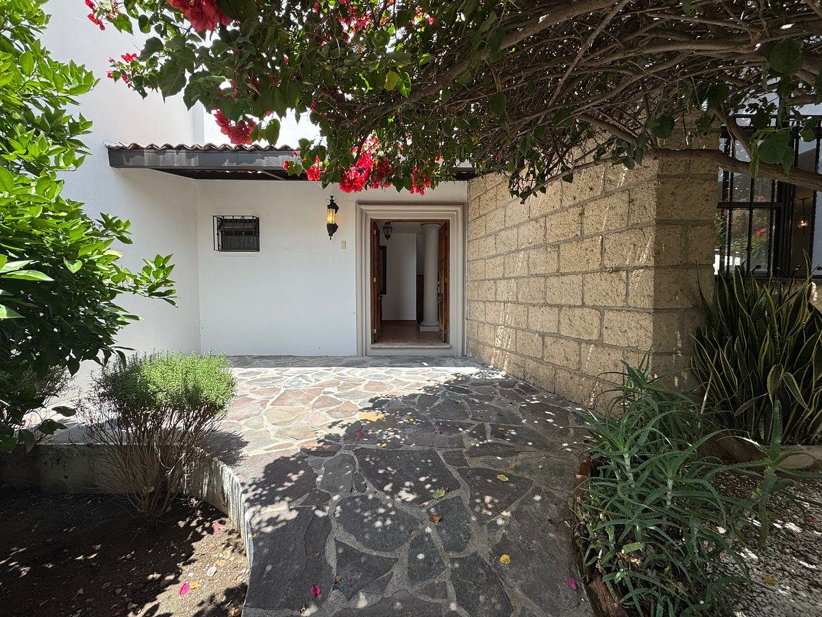 Casa em Villa de los Frailes, San Miguel de Allende, foto 3 de 46