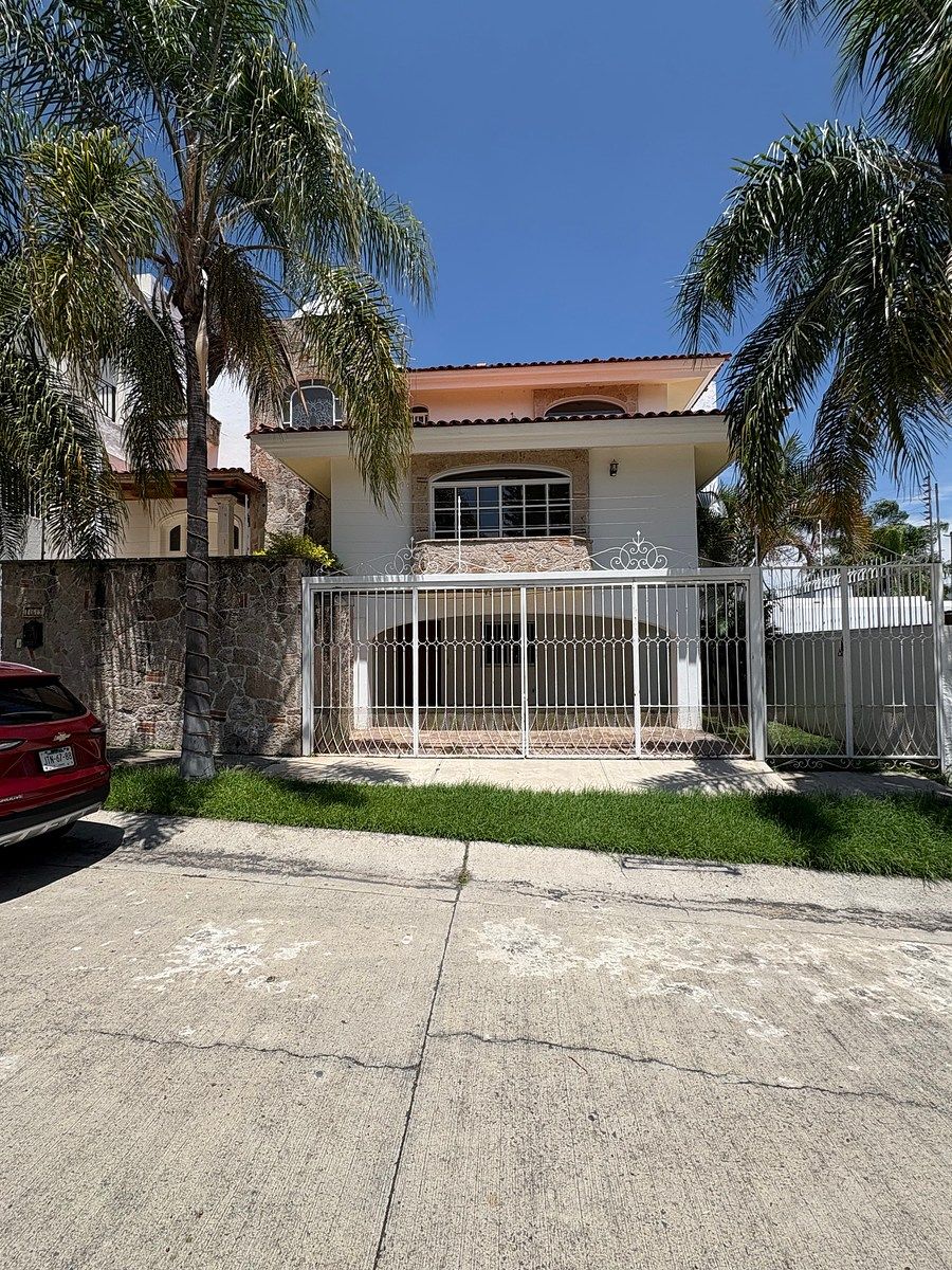 Casa à Venda em Bugambilias, Zapopan, foto 1 de 43
