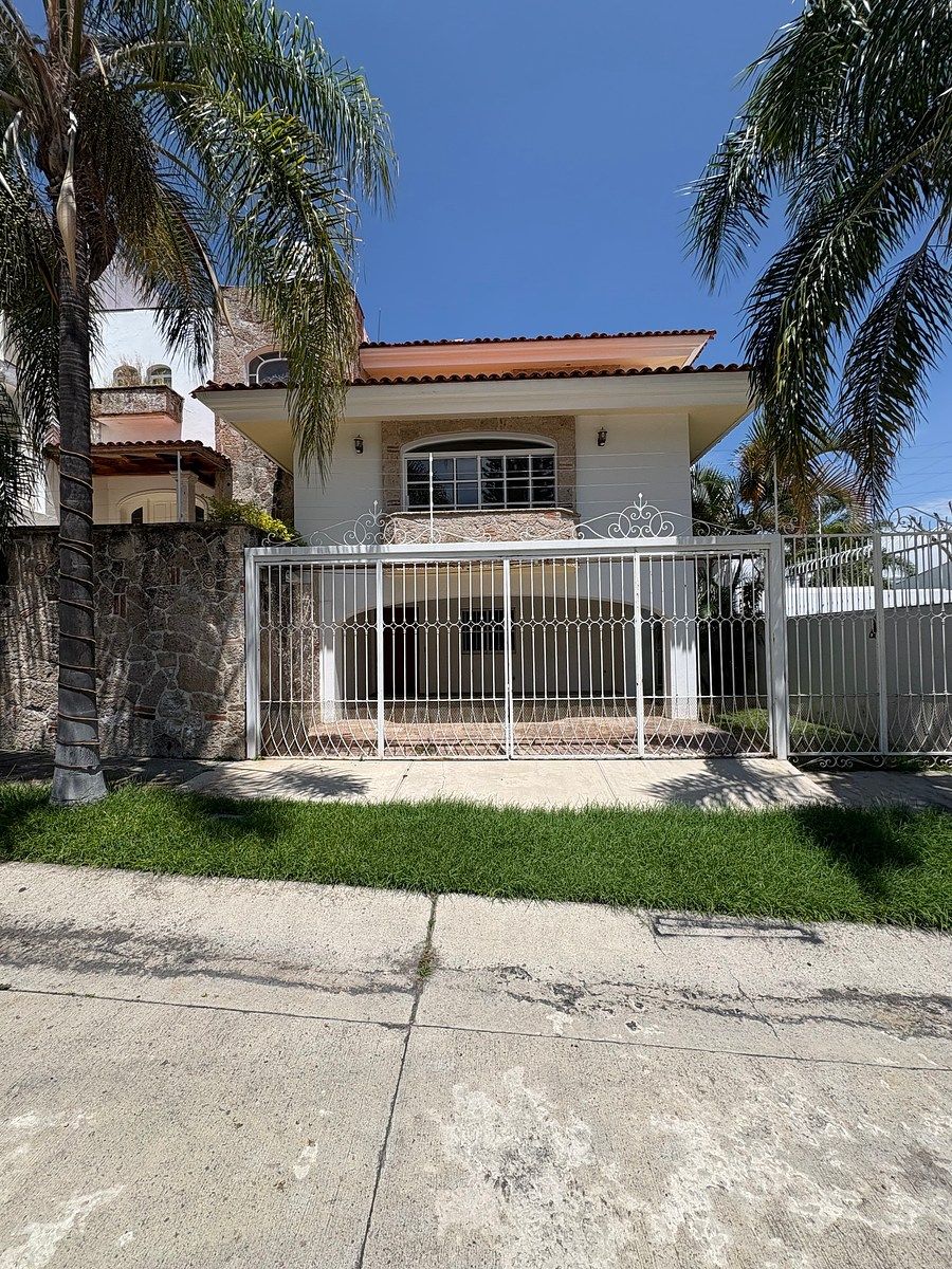 Casa em Ciudad Bugambilia, Zapopan, foto 2 de 43