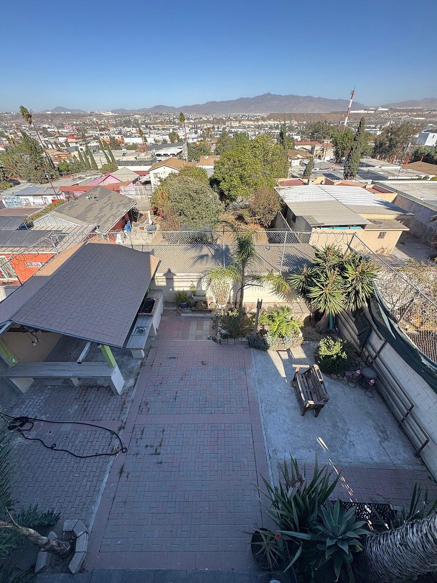 Casa em Las Huertas 4a Sección, Tijuana, foto 7 de 27