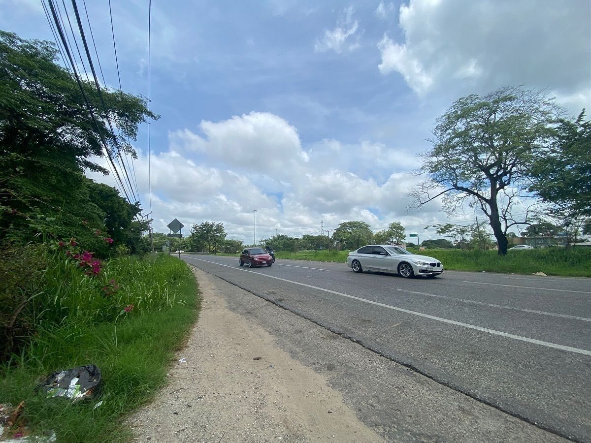 Terreno en Anacleto Canabal 1a Sección, Villahermosa, foto 4 de 31