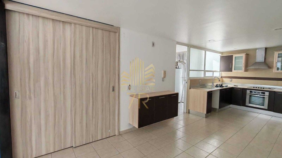 Apartamento para Aluguel de 250 m² em Polanco, Lamartine Reformado, foto 1 de 21