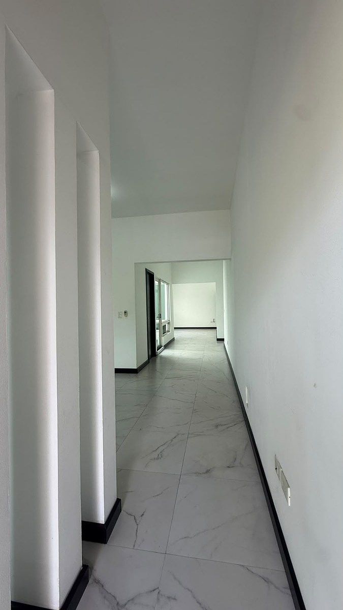 Casa em Mirador Del Campestre, San Pedro Garza García, foto 2 de 12