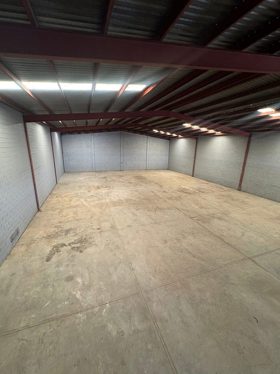 Commercial Storage Unit in Campestre Murua, Tijuana, photo 4 of 5