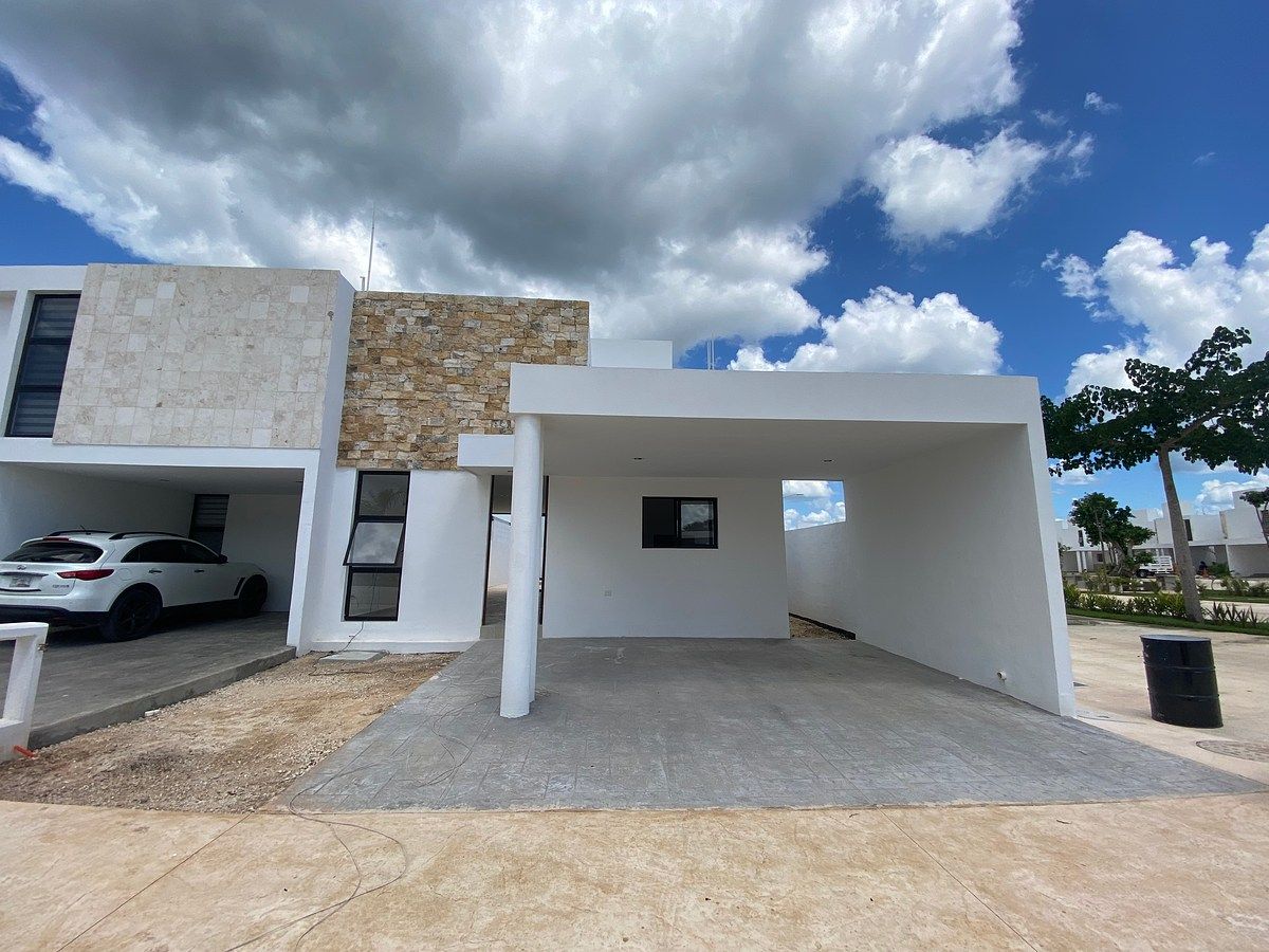 Casa Nueva En Gran Bosco Con Recámara en Planta Baja, foto 1 de 13