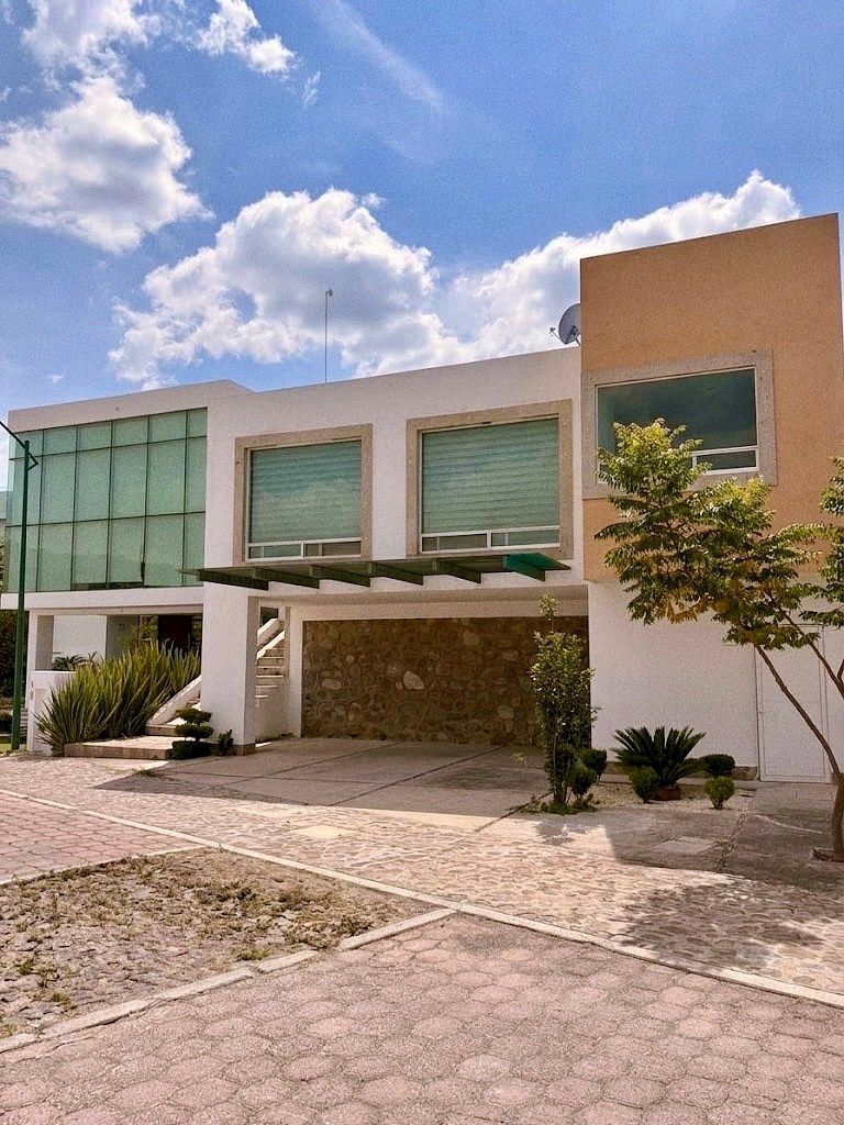 CASA À VENDA RESIDENCIAL EM SAN JUAN DEL RIO, foto 1 de 22