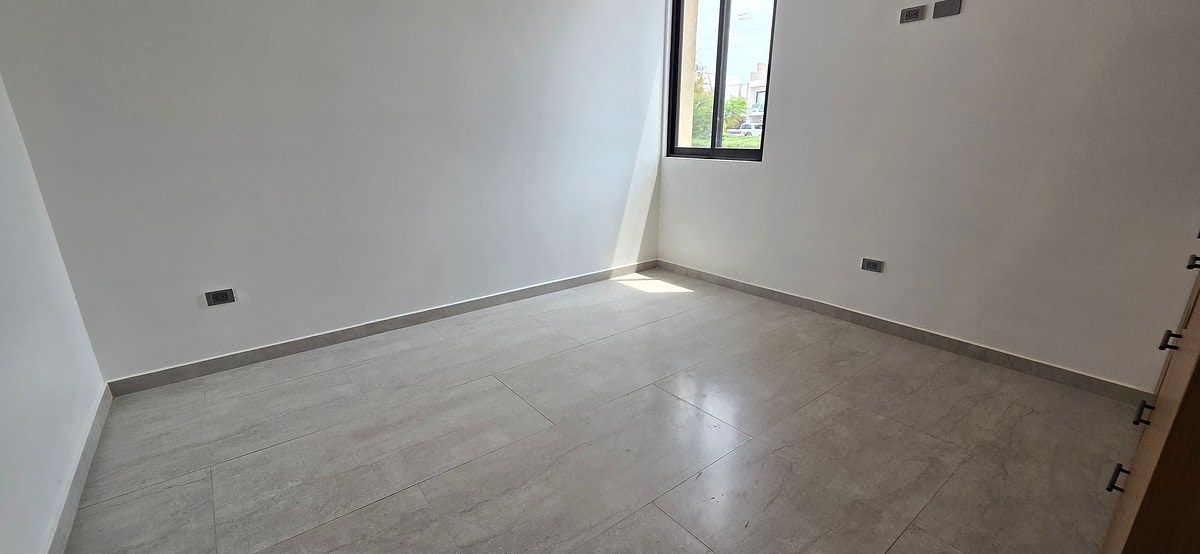 New house for sale facing green area in Cañadas del arroyo - foto 4