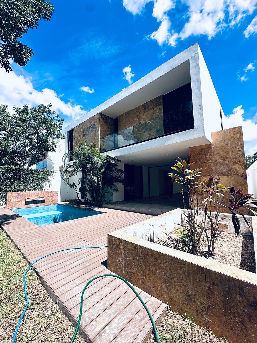 House in Gated Community in Komchen, Mérida, photo 2 of 16
