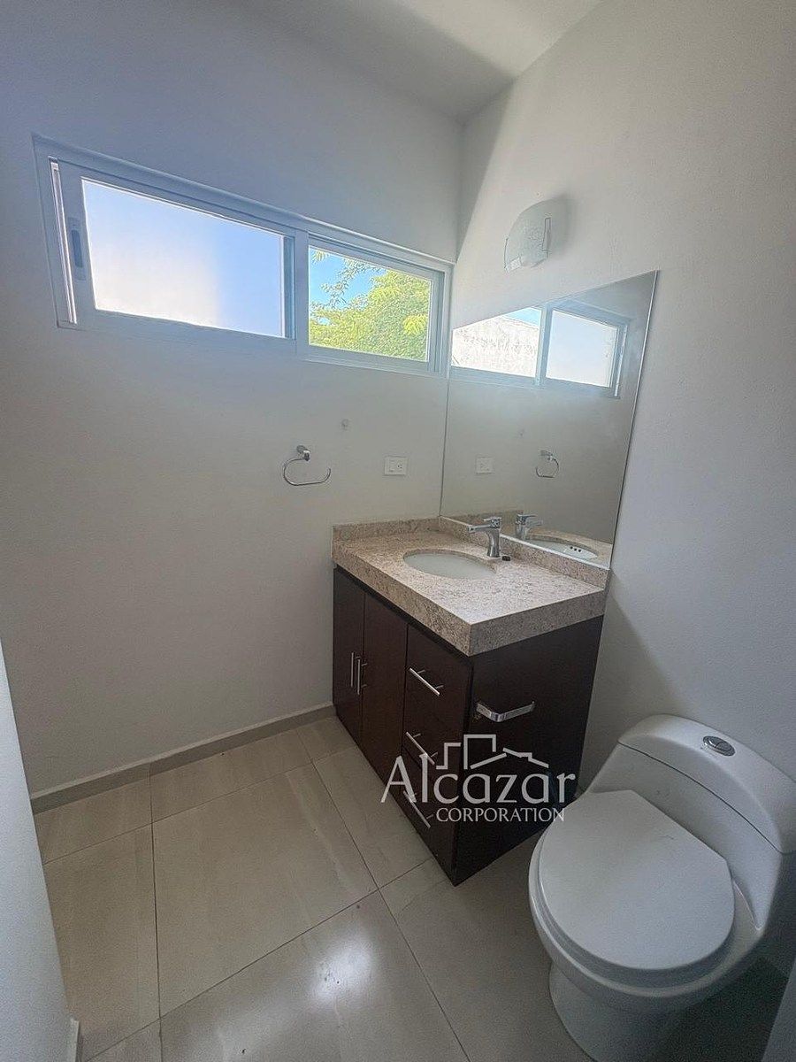 Baño principal, foto 15 de 23