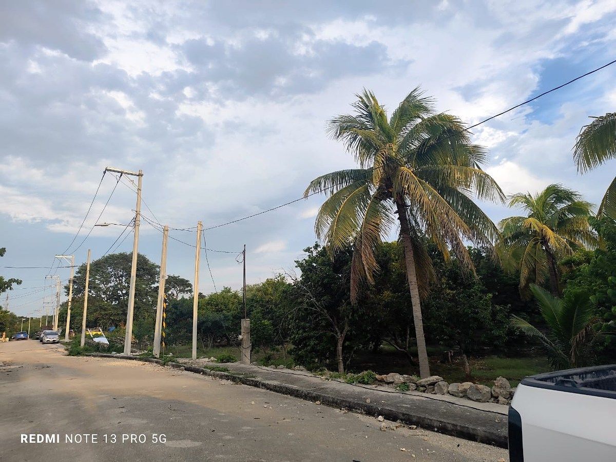BIEN UBICADO, CON SERVICIOS, foto 1 de 4