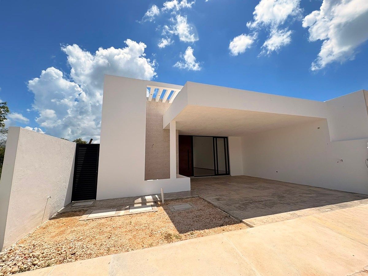 Casa de um andar à venda ao norte de Mérida, Cholul, Yucatán, foto 1 de 18