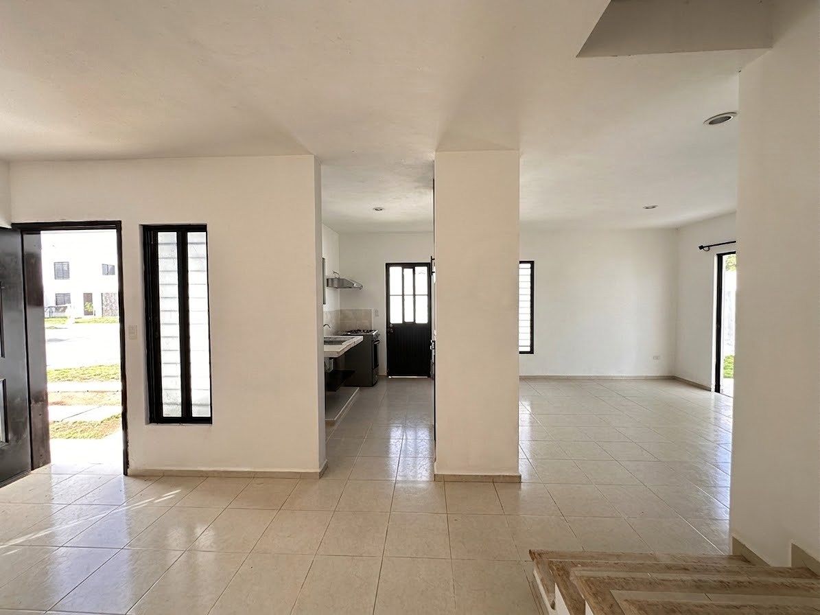 House in Gran Santa Fe, Mérida, photo 5 of 23