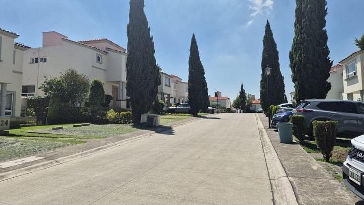 VISTA ESMERALDA Casa em condomínio à VENDA, foto 1 de 18