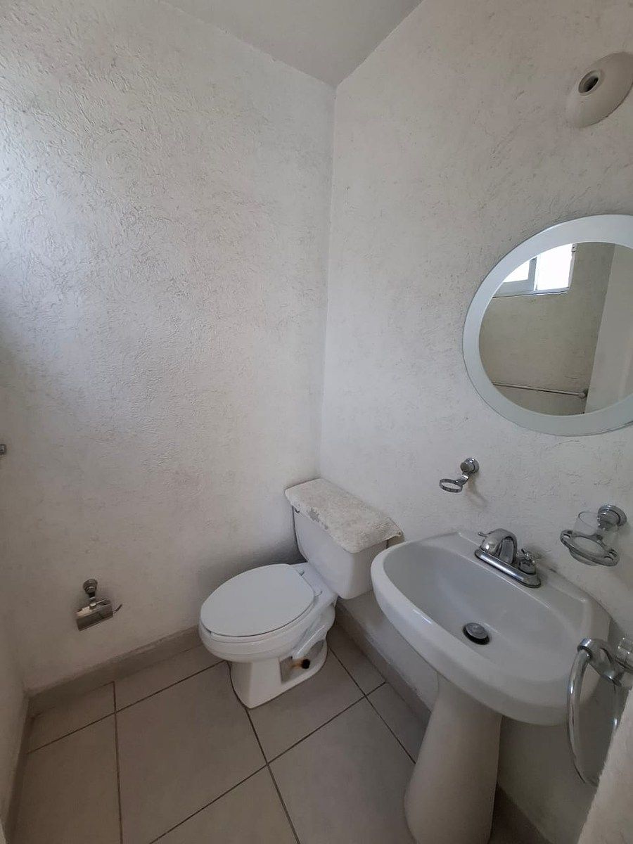 Casa en Santuarios del Cerrito, Corregidora, foto 14 de 19