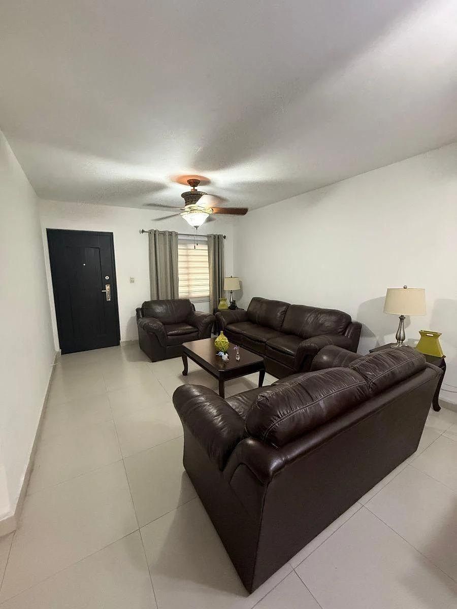 Casa em Valle de las Puentes, San Nicolás de los Garza, foto 3 de 17