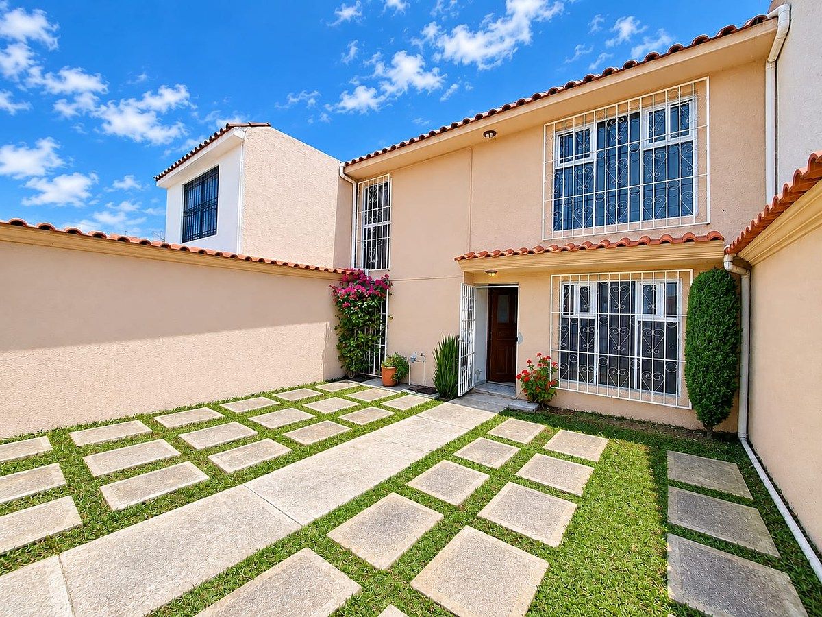 Casa en Izcalli Cuauhtémoc III, Metepec, foto 2 de 9