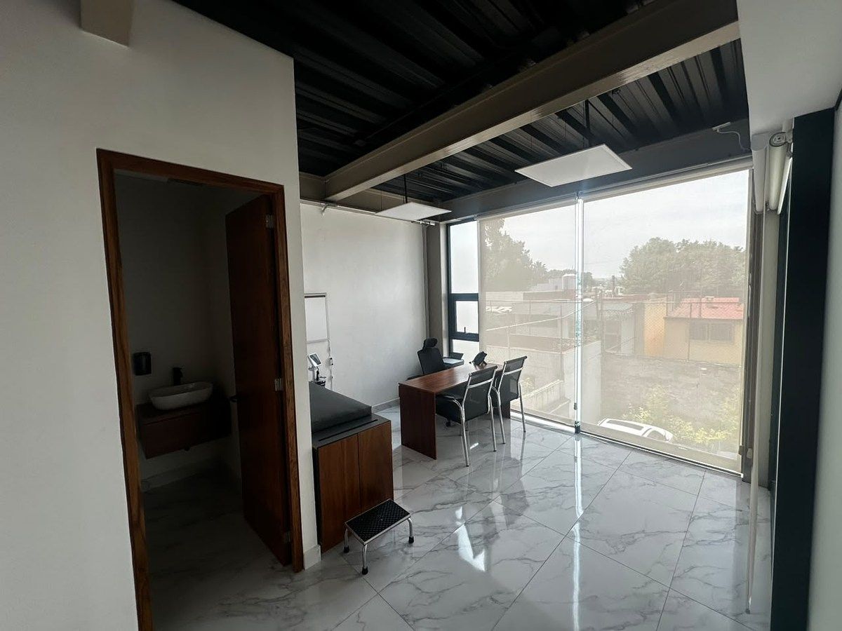 OFFICE FOR RENT IN LAS ARBOLEDAS, photo 1 of 10