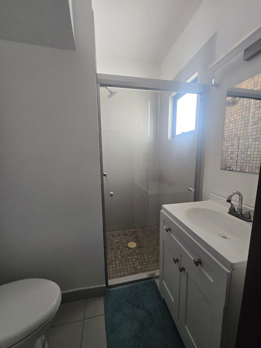 Baño completo, foto 8 de 12