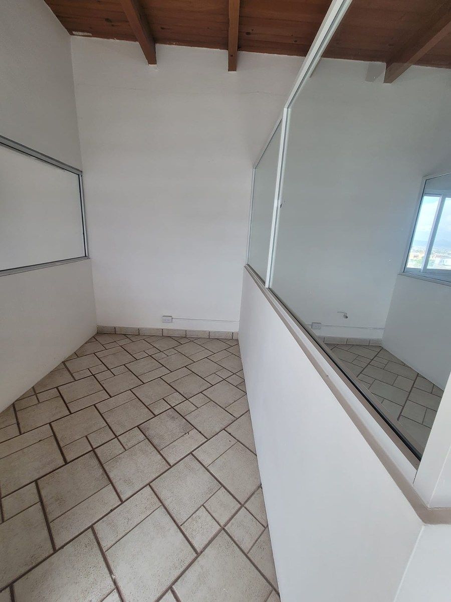 Edificio en Residencial Cumbres I, Chihuahua, foto 30 de 33