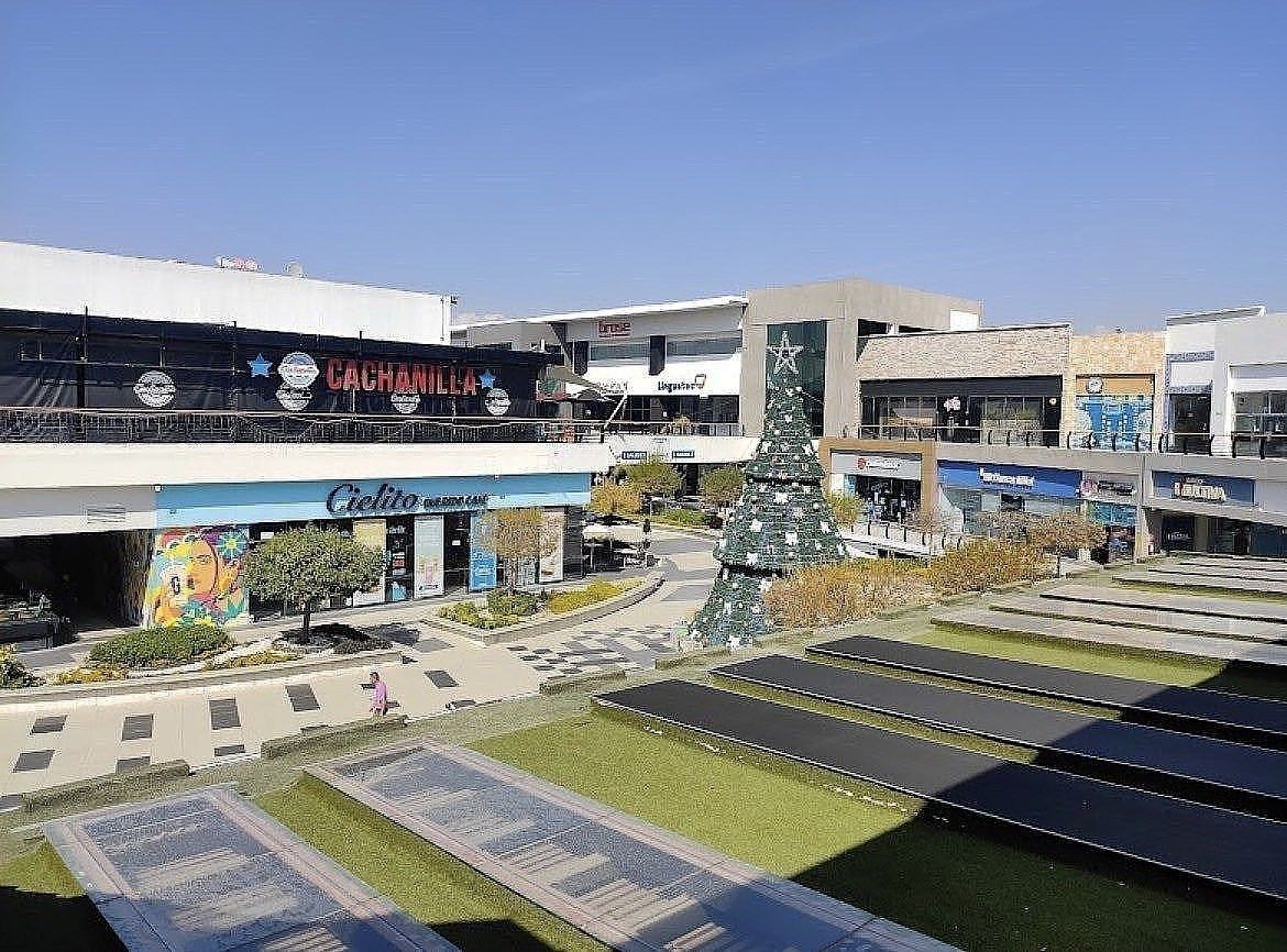 Local en centro comercial en El Pueblito, Corregidora, foto 9 de 17