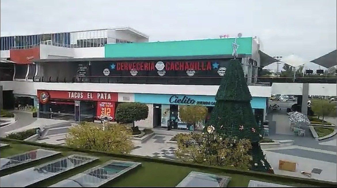 Local en centro comercial en El Pueblito, Corregidora, foto 13 de 17
