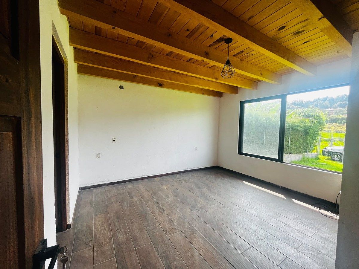 Casa en Cerro Colorado, Valle de Bravo, foto 9 de 11