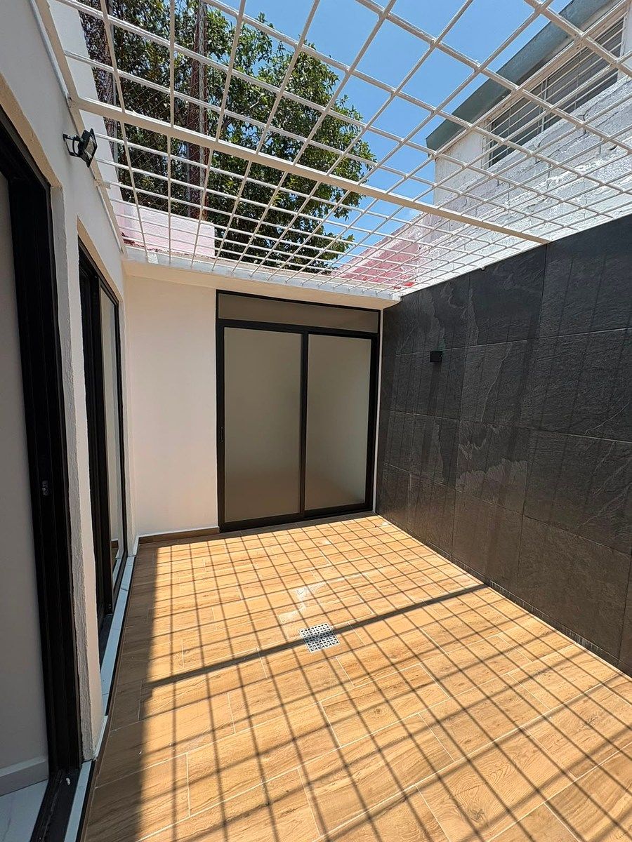 Casa en Jardines Del Sol, Zapopan, foto 12 de 17