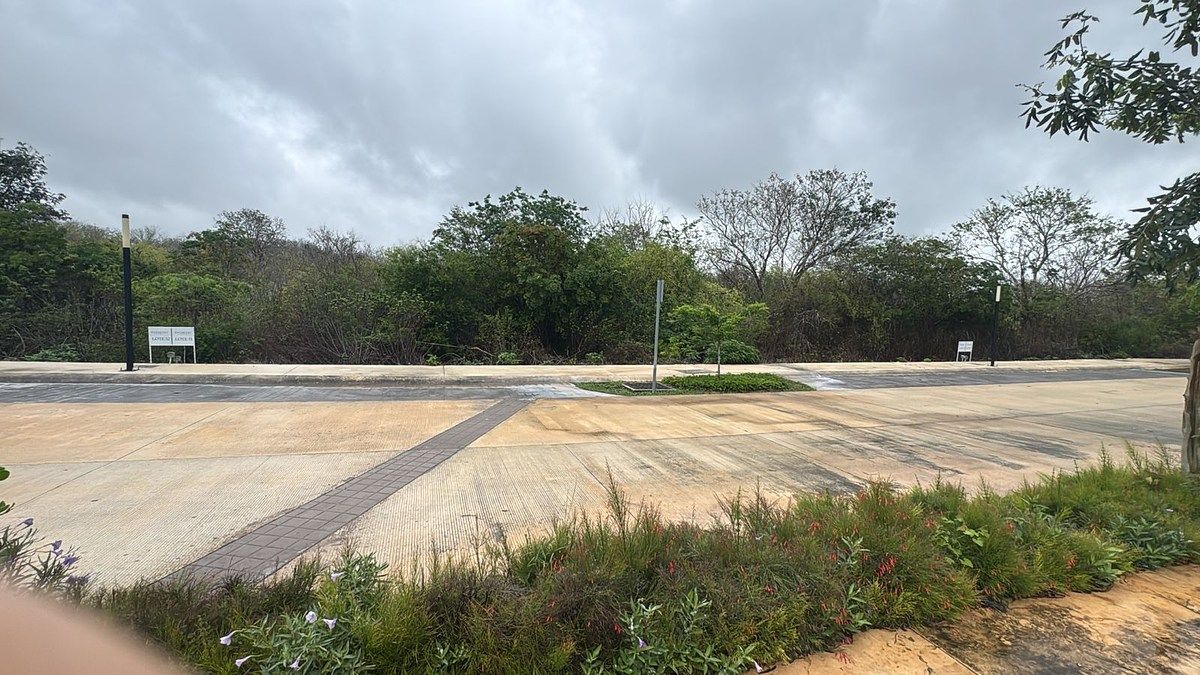 Lot in Chicxulub Puerto, Progreso, photo 2 of 4