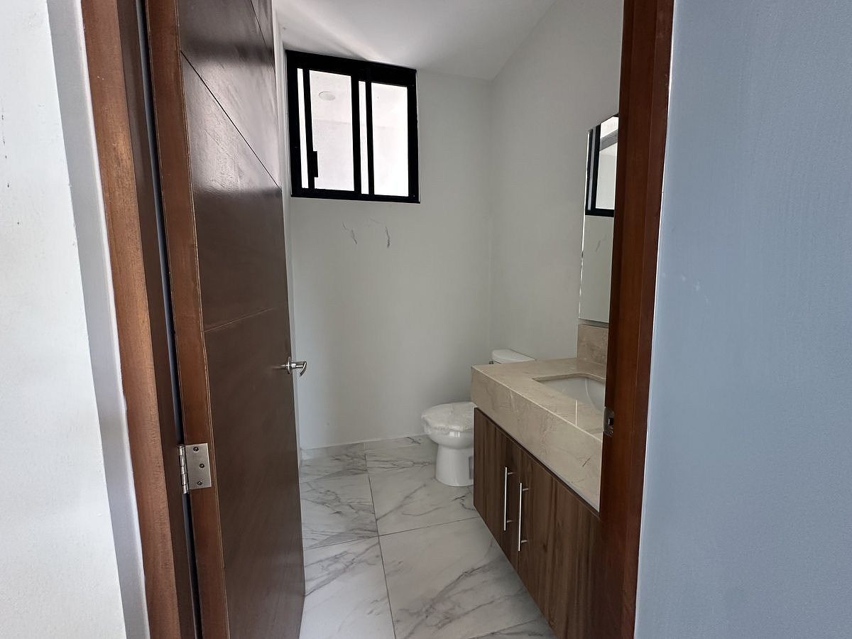 Casa em condomínio fechado em Altozano, Mérida, foto 4 de 39