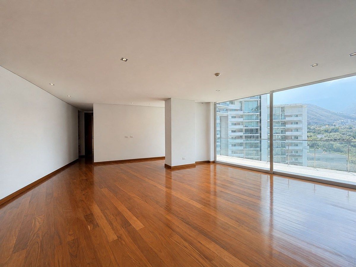 APARTAMENTO À VENDA NO PONTO CENTRAL, foto 1 de 16