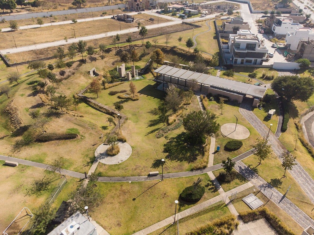 Lote em Bosques Vallarta, Zapopan, foto 2 de 9