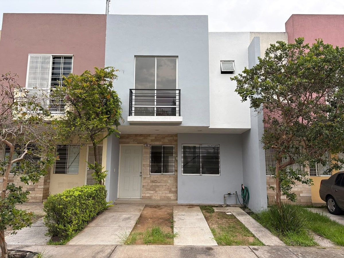 SALE HOUSE IN PARQUES DE TESISTAN, photo 1 of 21