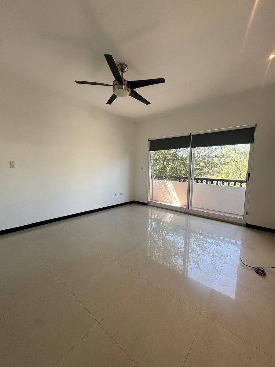Casa em La Rioja Privada Residencial, Monterrey, foto 9 de 19