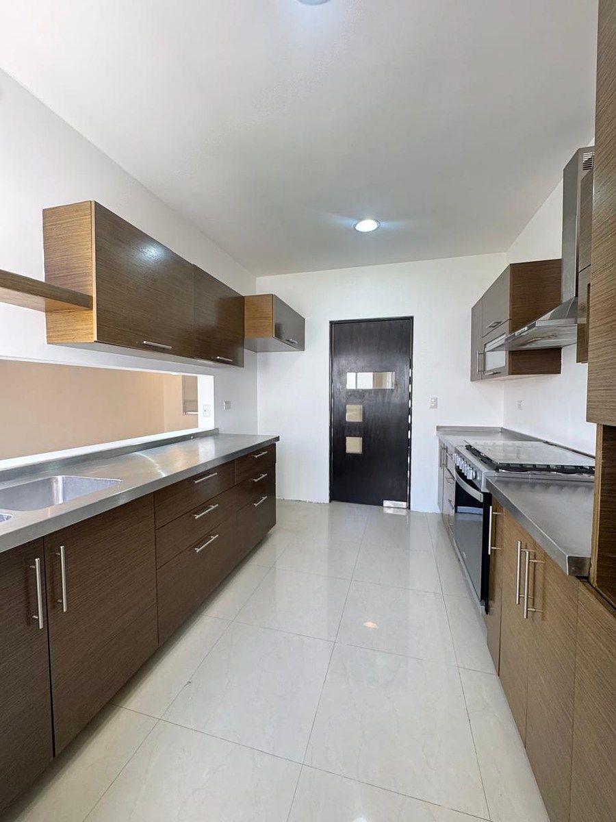 Casa em La Rioja Privada Residencial, Monterrey, foto 6 de 19