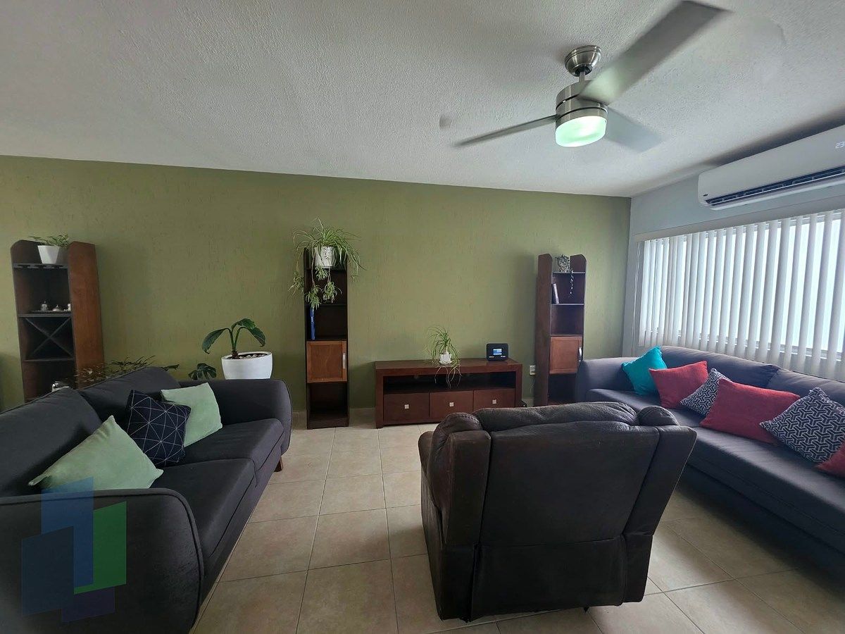 Casa em condomínio fechado em Juriquilla, Querétaro, foto 3 de 32