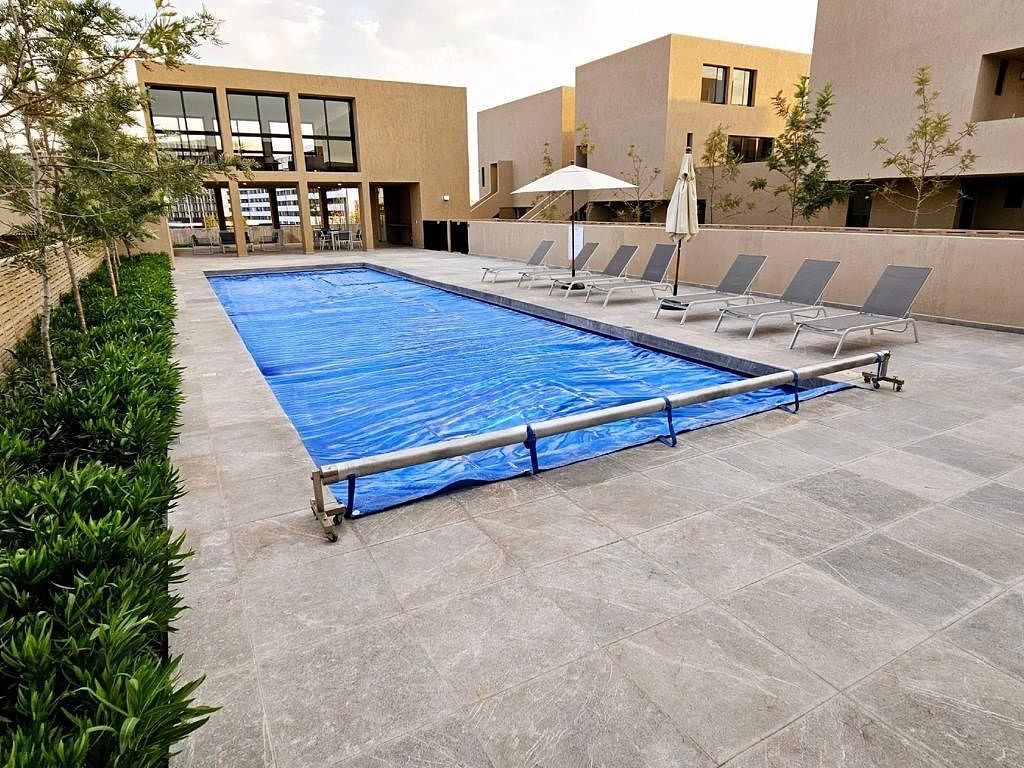 Townhouse en renta con muebles o sin muebles, foto 1 de 43