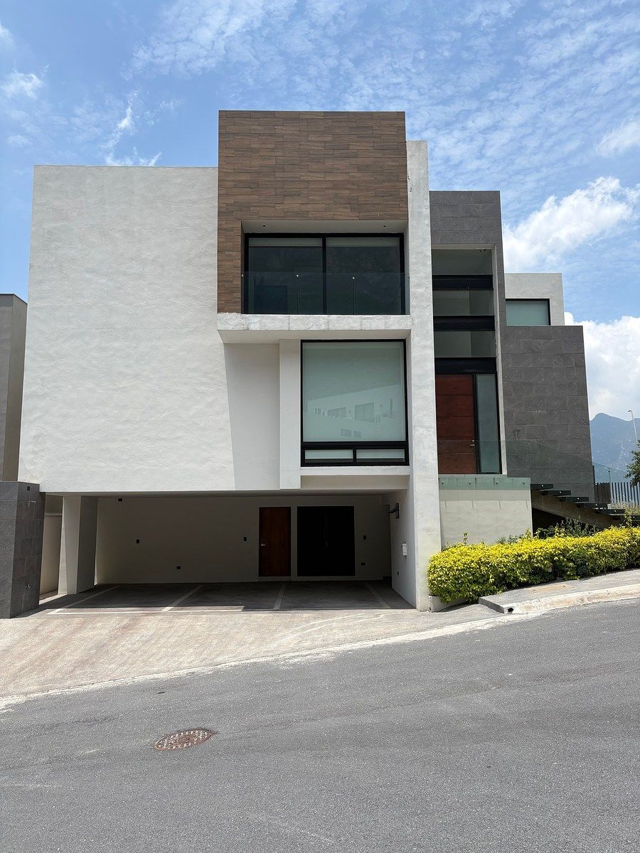 Casa em Zona Valle Poniente, San Pedro Garza García, foto 2 de 37