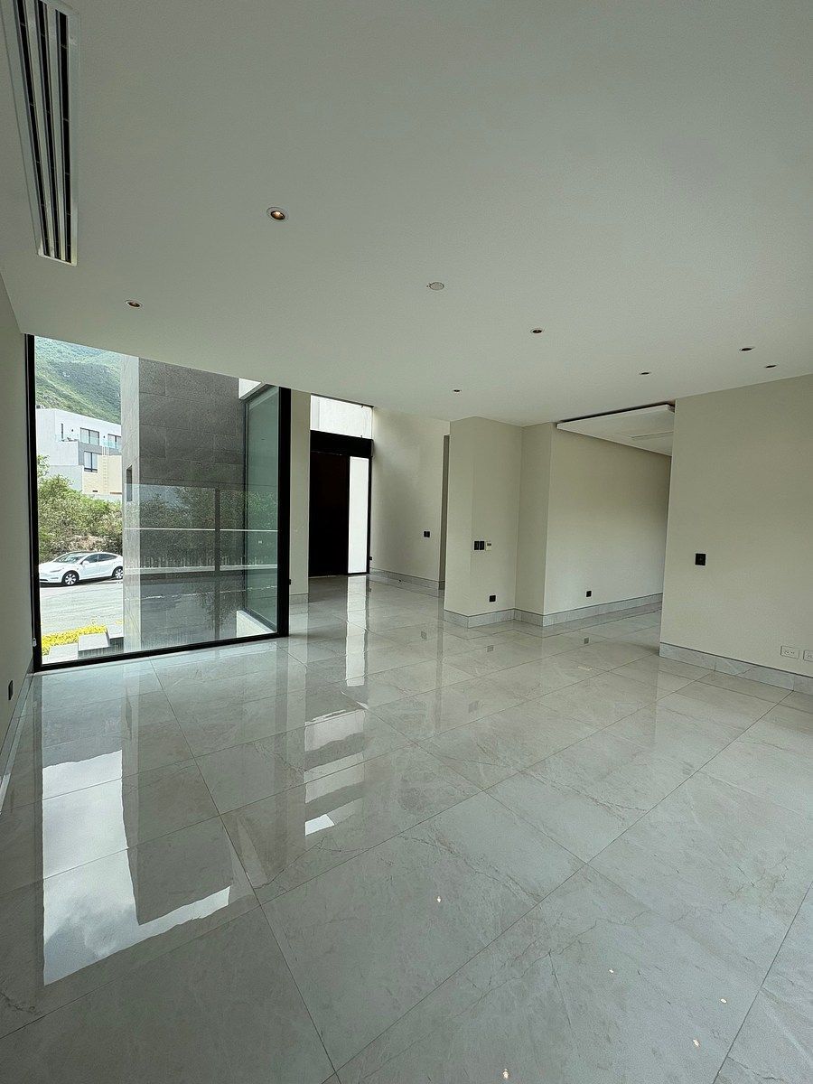Casa em Zona Valle Poniente, San Pedro Garza García, foto 4 de 37