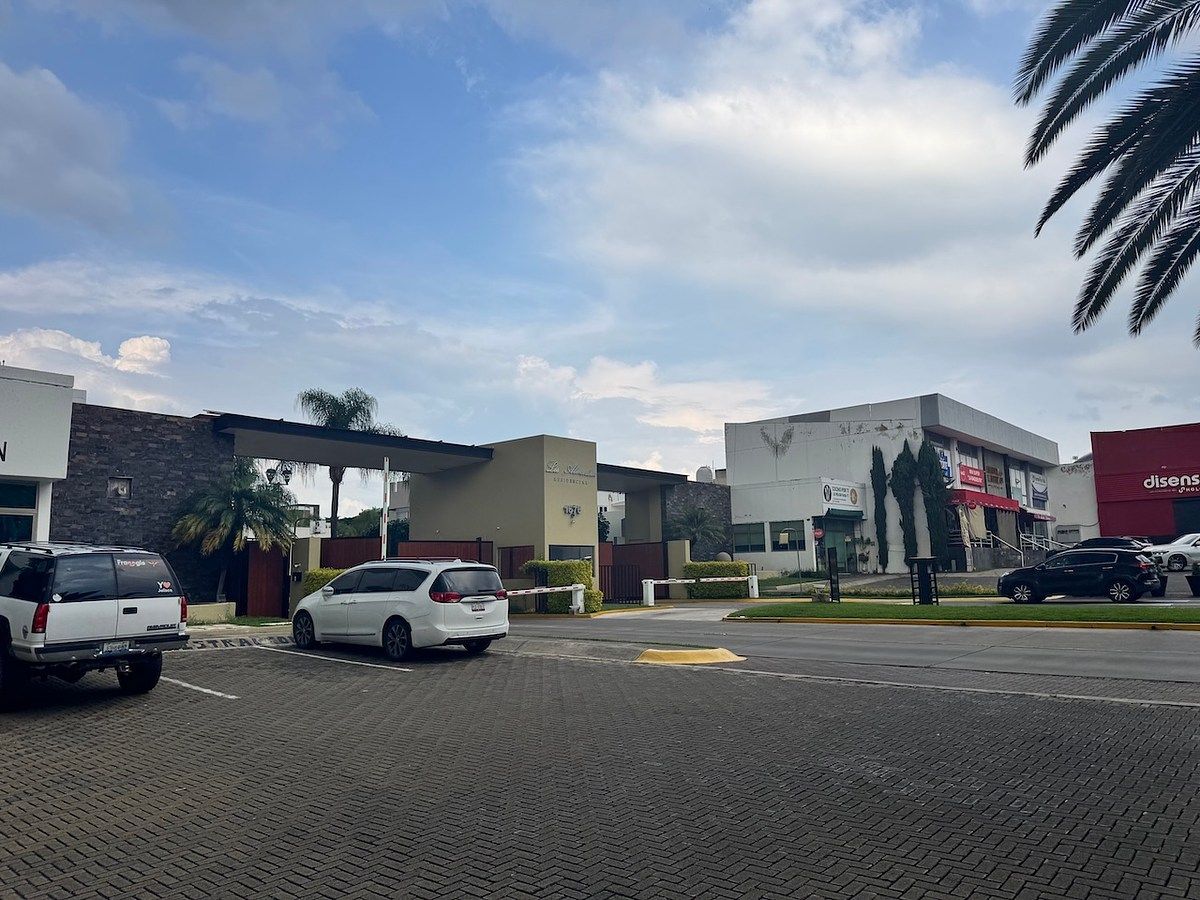 Local comercial en Los Almendros, Zapopan, foto 9 de 13