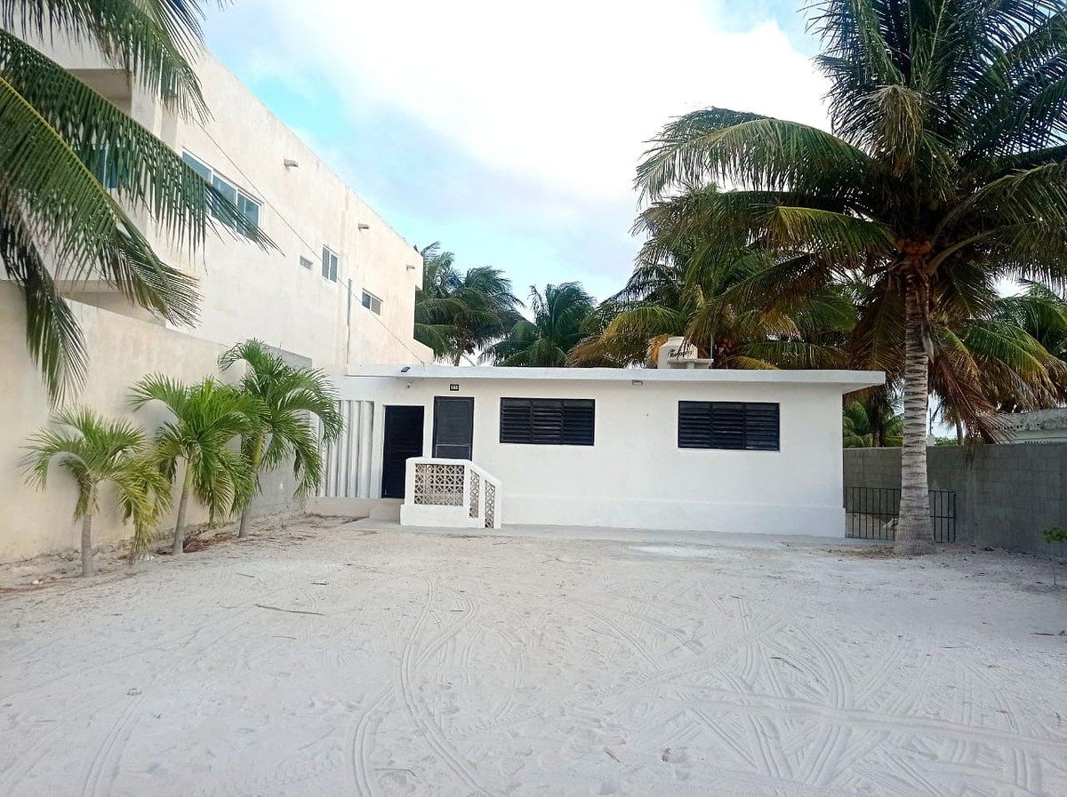 Casa Tortuguitas: equipada y a 30 metros de la playa en Chuburná Puerto, foto 1 de 17