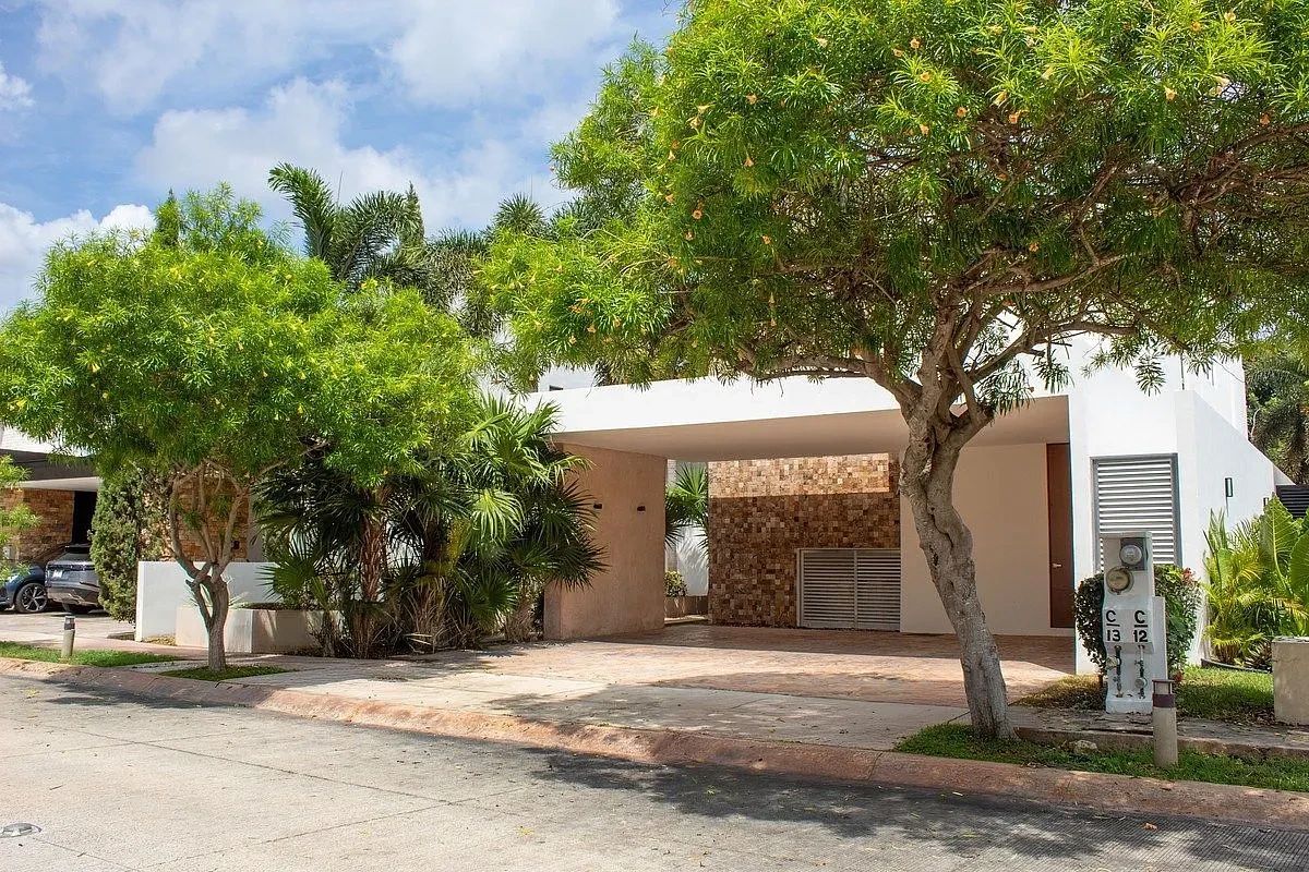 Casa à Venda na Privada Allegra, Santa Gertrudis Copó, Mérida, Yucatán, foto 1 de 19