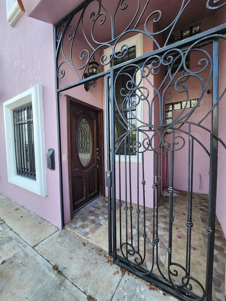 Casa en Haciendas del Mar, Tijuana, foto 3 de 10