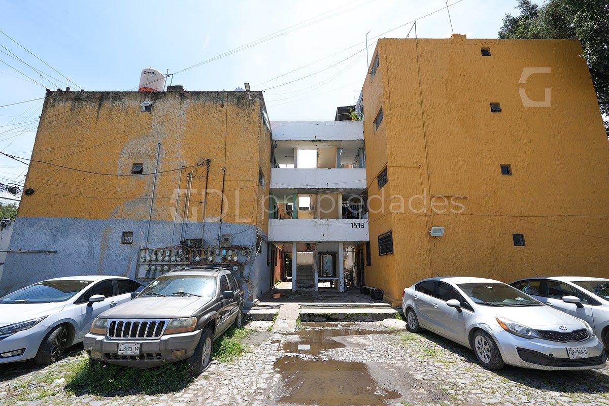 FERROCARRIL DEPARTAMENTO EN VENTA - foto 1